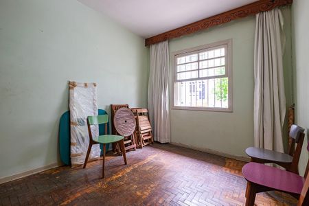 Casa à venda com 210m², 3 quartos e 4 vagas Casa à venda com 210m², 3 quartos e 4 vagasQuarto 1