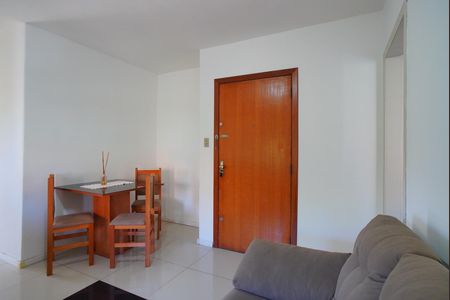 Sala de apartamento para alugar com 2 quartos, 73m² em Passo D’areia, Porto Alegre