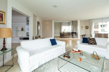 Sala de apartamento à venda com 2 quartos, 245m² em Indianópolis, São Paulo