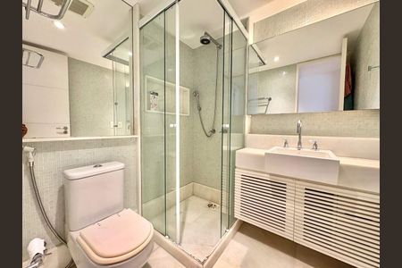 Apartamento à venda com 157m², 4 quartos e 2 vagas