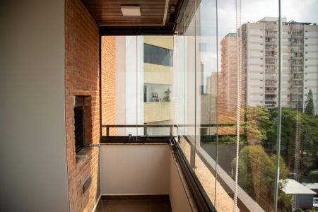 Apartamento à venda com 182m², 3 quartos e 3 vagas Apartamento à venda com 182m², 3 quartos e 3 vagasVaranda gourmet