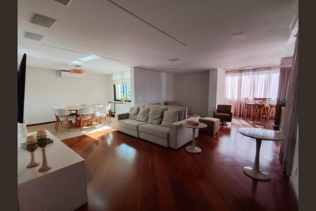 Apartamento à venda com 3 quartos, 182m² em Parque Colonial, São Paulo