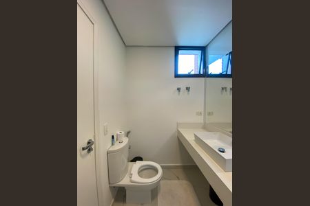 Apartamento à venda com 182m², 3 quartos e 3 vagas Apartamento à venda com 182m², 3 quartos e 3 vagasBanheiro da Suíte 3