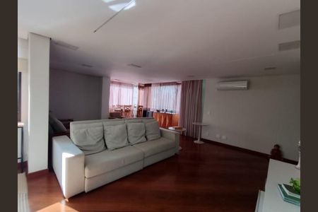 Apartamento à venda com 3 quartos, 182m² em Parque Colonial, São Paulo