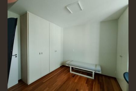 Apartamento à venda com 3 quartos, 182m² em Parque Colonial, São Paulo