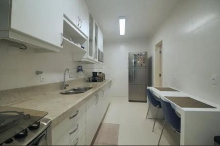 Apartamento à venda com 185m², 2 quartos e 3 vagas