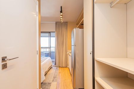 Studio à venda com 20m², 1 quarto e sem vaga Studio à venda com 20m², 1 quarto e sem vagaARMÁRIO