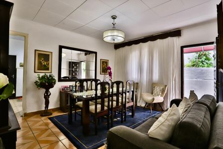 Sala de casa à venda com 3 quartos, 160m² em Vila Bertioga, São Paulo