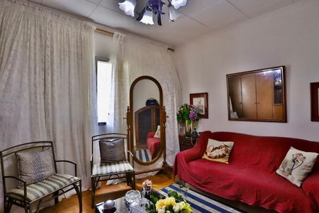 Casa à venda com 160m², 3 quartos e 4 vagas Casa à venda com 160m², 3 quartos e 4 vagasQuarto 2