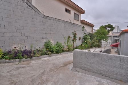 Casa à venda com 160m², 3 quartos e 4 vagas Casa à venda com 160m², 3 quartos e 4 vagasQuintal