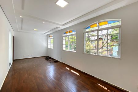 Sala de apartamento para alugar com 3 quartos, 156m² em Sion, Belo Horizonte
