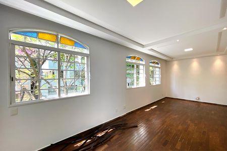 Sala de apartamento para alugar com 3 quartos, 156m² em Sion, Belo Horizonte
