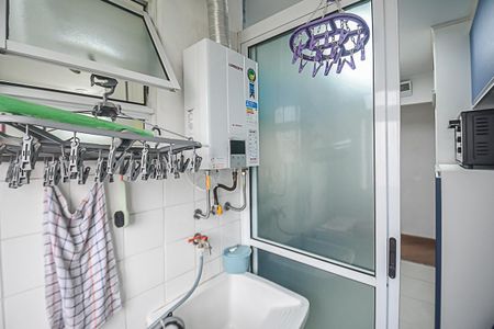 Apartamento à venda com 64m², 3 quartos e 1 vagaÁrea de Serviço