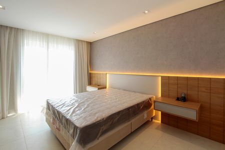 Casa de condomínio à venda com 850m², 4 quartos e 6 vagas Casa de condomínio à venda com 850m², 4 quartos e 6 vagasSuíte 2