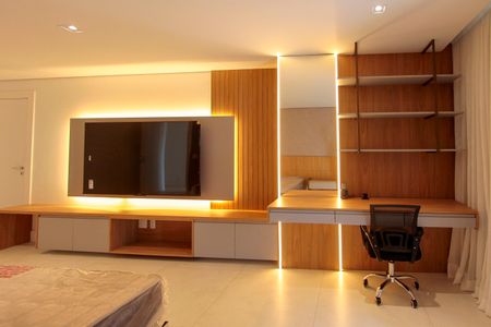 Casa de condomínio à venda com 850m², 4 quartos e 6 vagas Casa de condomínio à venda com 850m², 4 quartos e 6 vagasQuarto 1 suíte master