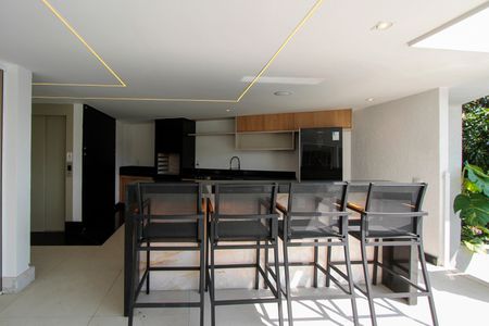 Casa de condomínio à venda com 850m², 4 quartos e 6 vagas Casa de condomínio à venda com 850m², 4 quartos e 6 vagasChurrasqueira