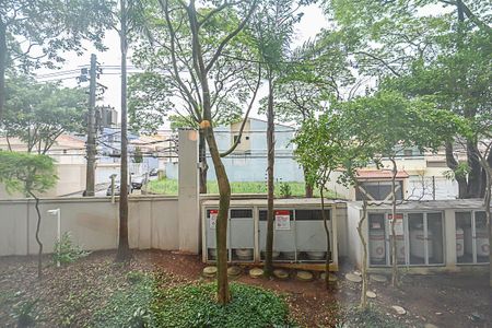 Apartamento à venda com 242m², 4 quartos e 3 vagas Apartamento à venda com 242m², 4 quartos e 3 vagasVista da Sacada