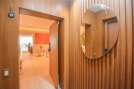 Apartamento à venda com 242m², 4 quartos e 3 vagas Apartamento à venda com 242m², 4 quartos e 3 vagasHall de entrada