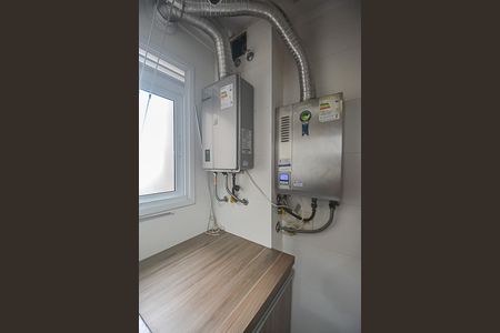 Apartamento à venda com 242m², 4 quartos e 3 vagas Apartamento à venda com 242m², 4 quartos e 3 vagasÁrea de Serviço