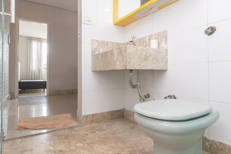 Casa para alugar com 100m², 3 quartos e 1 vaga Casa para alugar com 100m², 3 quartos e 1 vagaBanheiro Social