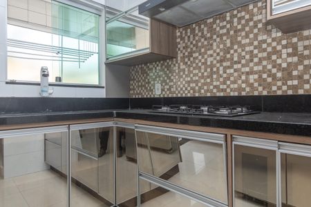 Casa para alugar com 100m², 3 quartos e 1 vaga Casa para alugar com 100m², 3 quartos e 1 vagaCozinha