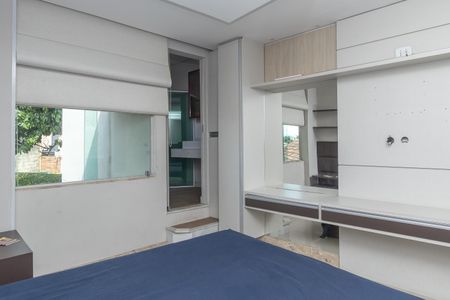 Casa para alugar com 100m², 3 quartos e 1 vaga Casa para alugar com 100m², 3 quartos e 1 vagaSuíte