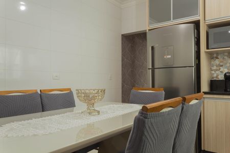 Casa à venda com 110m², 3 quartos e 2 vagas Casa à venda com 110m², 3 quartos e 2 vagasCozinha