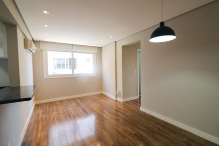 Sala de apartamento para alugar com 2 quartos, 60m² em Nonoai, Porto Alegre