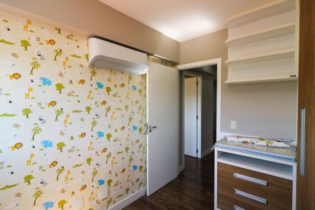 Quarto 1 de apartamento para alugar com 2 quartos, 60m² em Nonoai, Porto Alegre