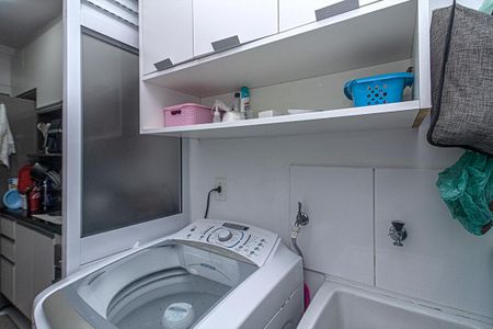 Apartamento à venda com 49m², 2 quartos e 1 vaga Apartamento à venda com 49m², 2 quartos e 1 vagaÁrea de Serviço