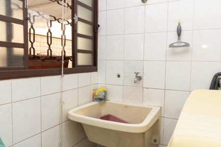 Casa à venda com 380m², 3 quartos e 5 vagas Casa à venda com 380m², 3 quartos e 5 vagasÁrea de Serviço