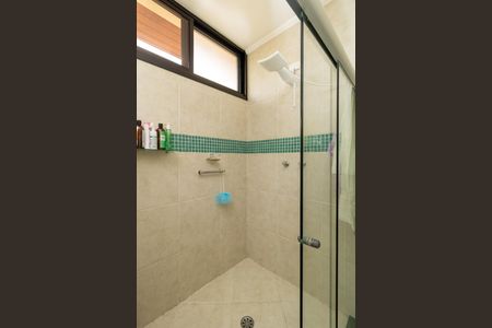 Casa à venda com 380m², 3 quartos e 5 vagas Casa à venda com 380m², 3 quartos e 5 vagasBanheiro da Suíte 1