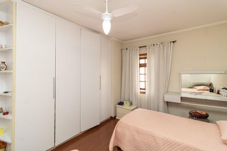 Casa à venda com 380m², 3 quartos e 5 vagas Casa à venda com 380m², 3 quartos e 5 vagasSuíte 2