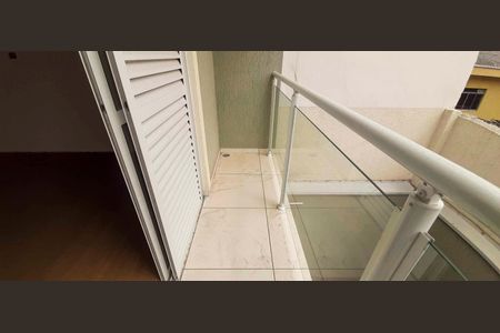 Casa à venda com 125m², 3 quartos e 2 vagas Casa à venda com 125m², 3 quartos e 2 vagasSacada da Suíte