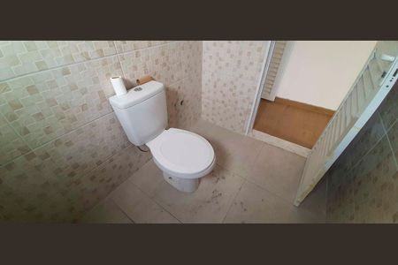 Casa à venda com 125m², 3 quartos e 2 vagas Casa à venda com 125m², 3 quartos e 2 vagasBanheiro da Suíte