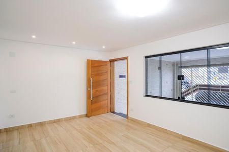 Casa à venda com 202m², 3 quartos e 2 vagasSala
