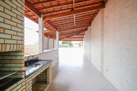 Casa à venda com 202m², 3 quartos e 2 vagasQuintal