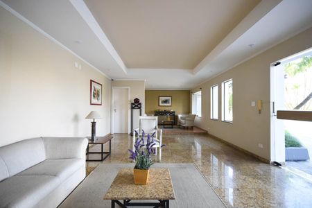 Apartamento à venda com 173m², 4 quartos e 3 vagas Apartamento à venda com 173m², 4 quartos e 3 vagasHall Social