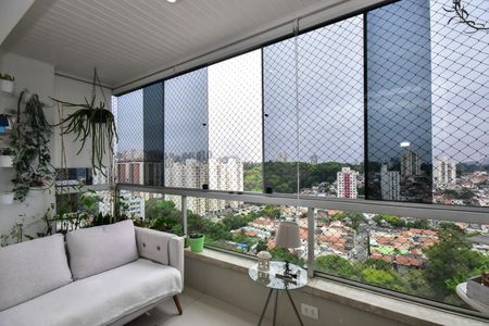 Apartamento à venda com 173m², 4 quartos e 3 vagasVaranda