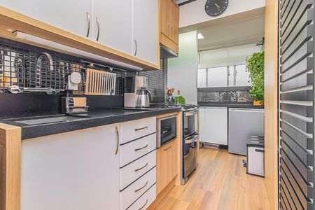 Apartamento para alugar com 71m², 2 quartos e 1 vaga Apartamento para alugar com 71m², 2 quartos e 1 vagaCozinha
