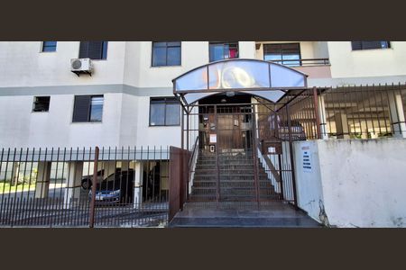 Apartamento para alugar com 70m², 2 quartos e 1 vaga Apartamento para alugar com 70m², 2 quartos e 1 vagaFachada