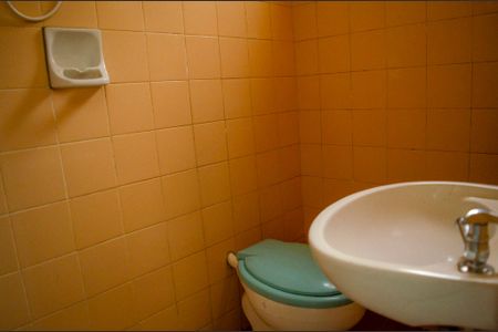 Lavabo de apartamento para alugar com 3 quartos, 60m² em Setor Sul, Goiânia
