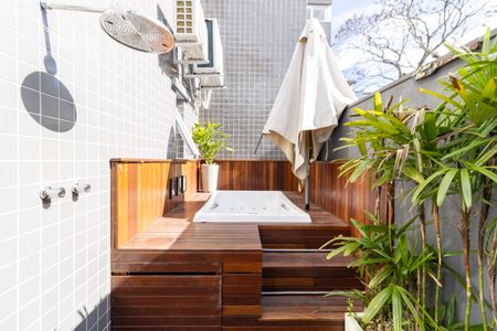 Apartamento para alugar com 165m², 3 quartos e 2 vagasÁrea externa