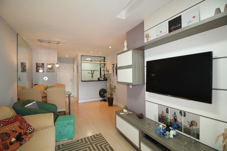 Apartamento à venda com 98m², 3 quartos e 2 vagasSala