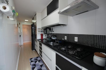 Apartamento à venda com 98m², 3 quartos e 2 vagasCozinha