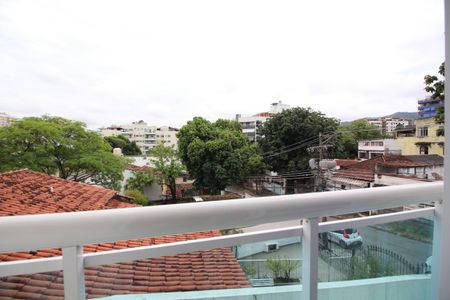 Apartamento à venda com 98m², 3 quartos e 2 vagasVaranda do Quarto 2