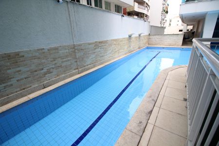 Apartamento à venda com 98m², 3 quartos e 2 vagasPiscina
