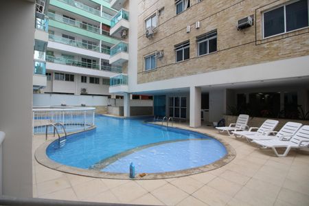 Apartamento à venda com 98m², 3 quartos e 2 vagasPiscina