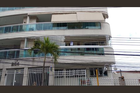 Apartamento à venda com 98m², 3 quartos e 2 vagasPlaquinha