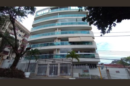 Apartamento à venda com 98m², 3 quartos e 2 vagasFachada